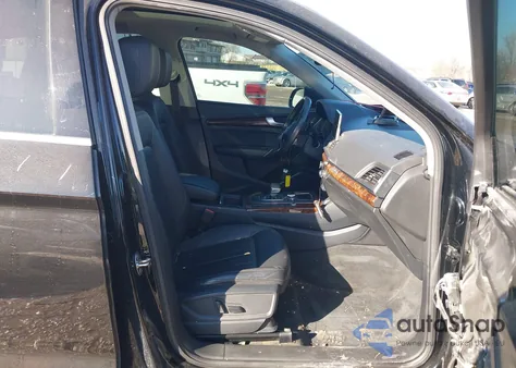 2018 Audi Q5 2.0T Premium/2.0T Tech Premium z USA, uszkodzony, nr VIN WA1BNAFY5J2152398